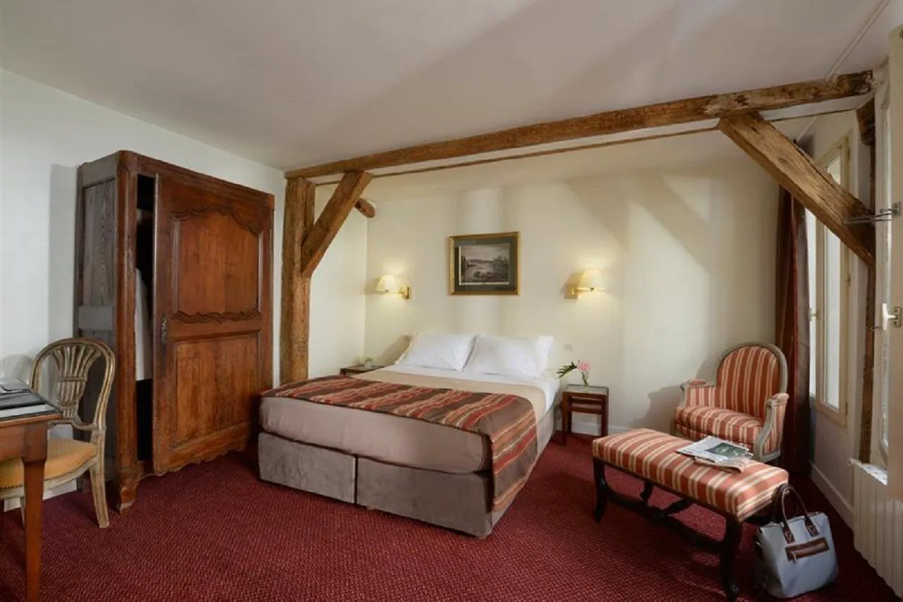 **  Exelmans Hotel Paris France