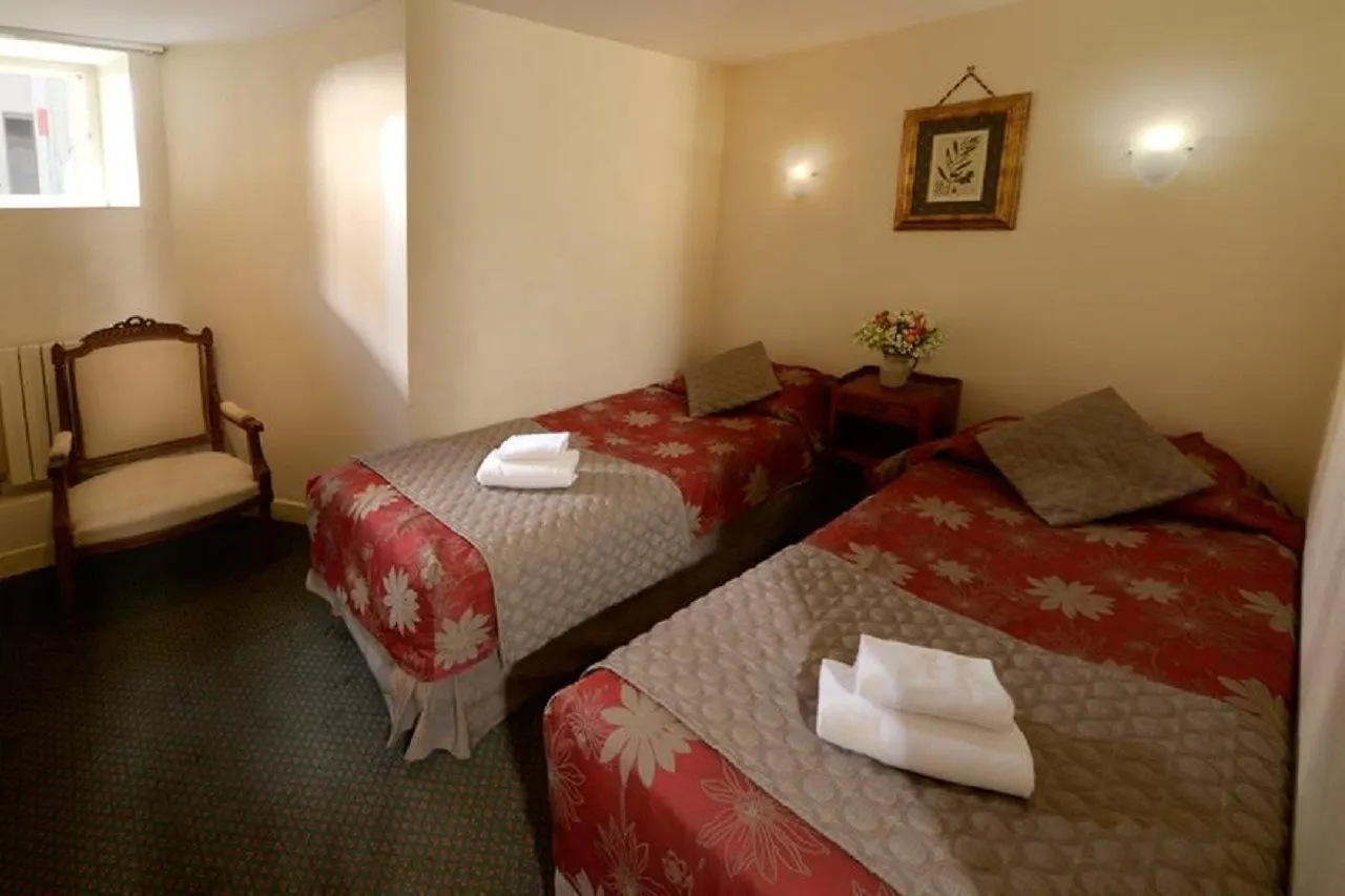 Hôtel Exelmans Paris 2*,